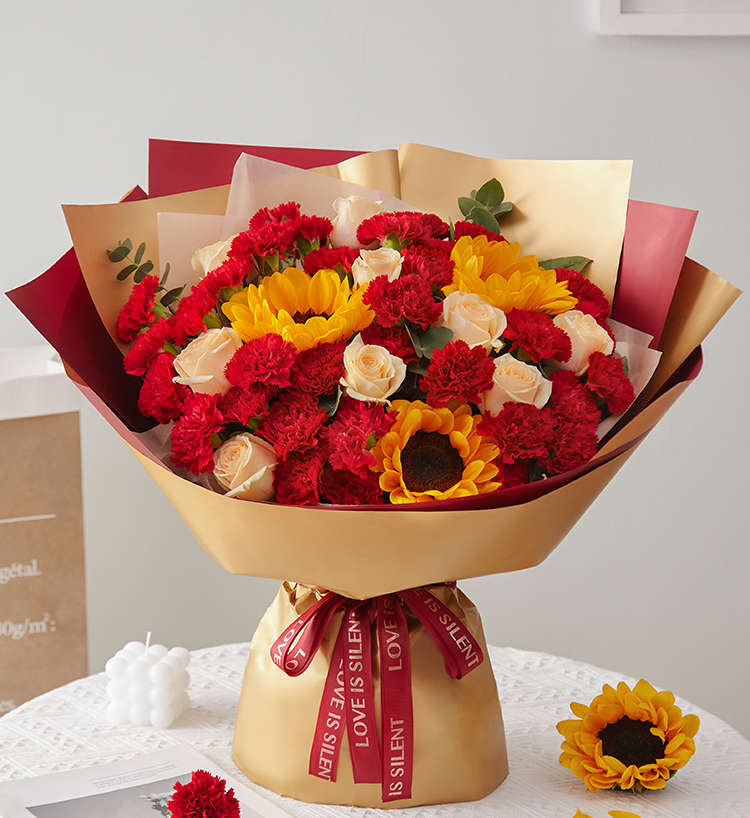 赣州外婆70岁生日，可以给老人家送花吗?送花该送给什么呢？